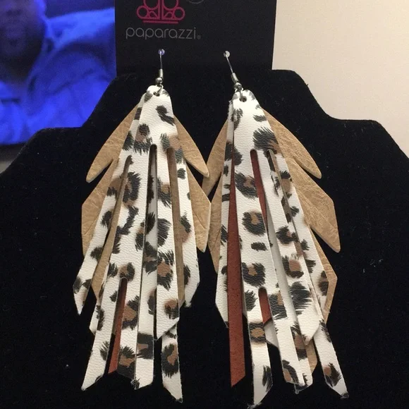 Paparazzi pierced earrings brown - Picture 3 of 6